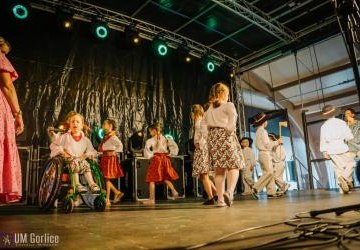 Dzieci z oddziału integracyjnego na wyjątkowym wydarzeniu – „U Podnóża Gór”