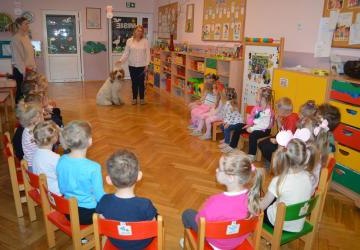 Prelekcje z psem Lokim z Fundacji PSYstań